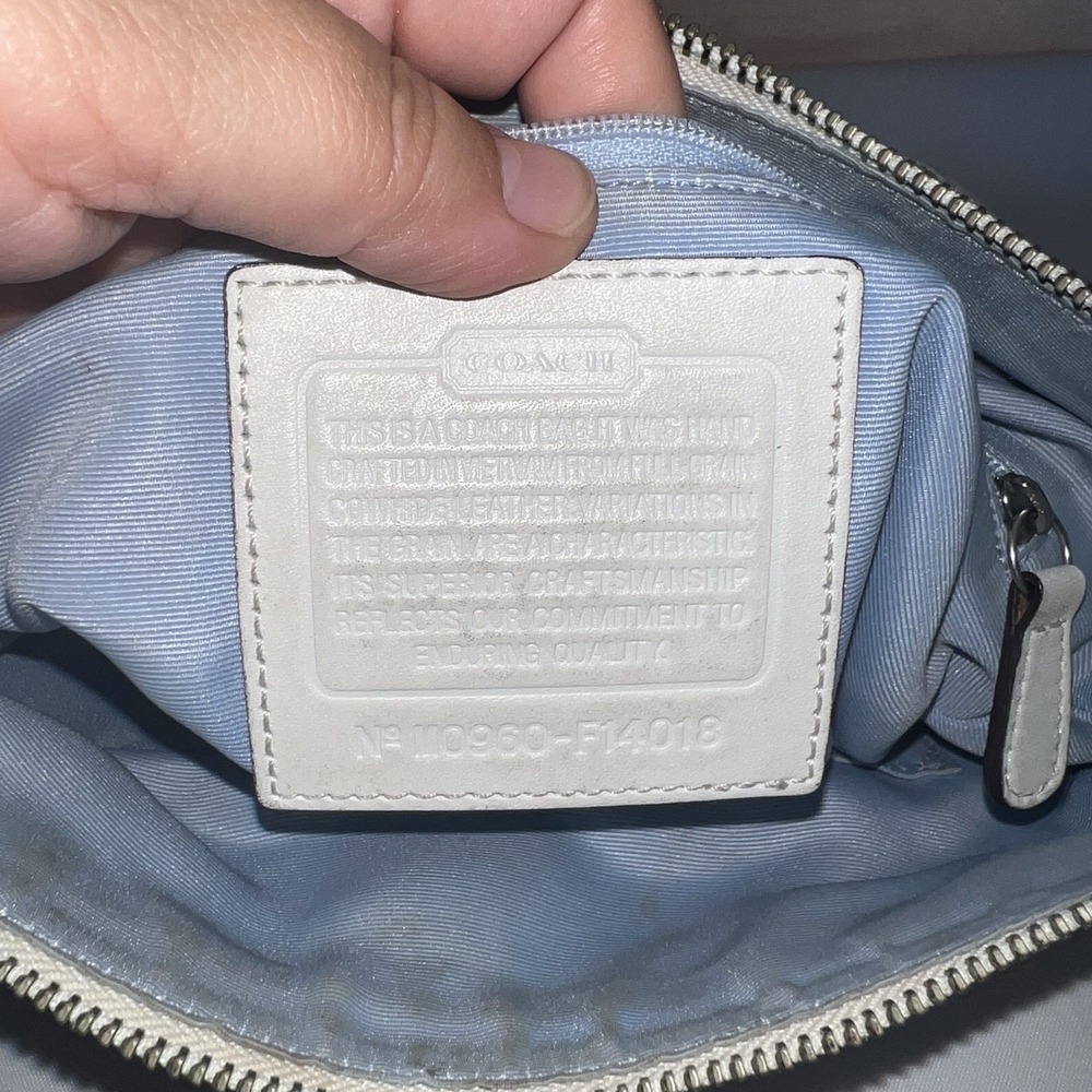 Coach White Leather Chelsea Hobo Bag Purse Dec 2009 F14018 Sky Blue Interior EUC - Picture 10 of 11